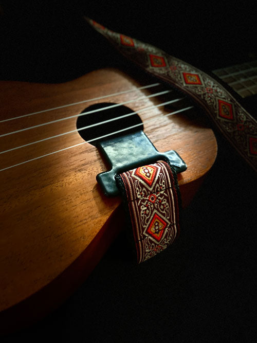 Topaz Red Ukulele strap (NEW)